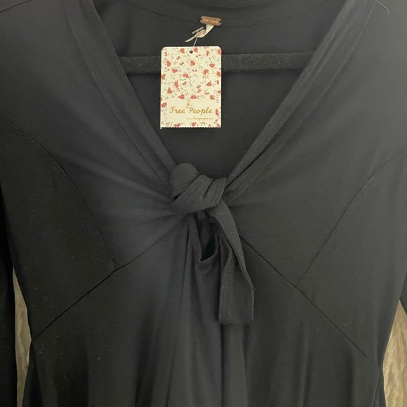 FREE PEOPLE knotted top - Picture 3 of 3